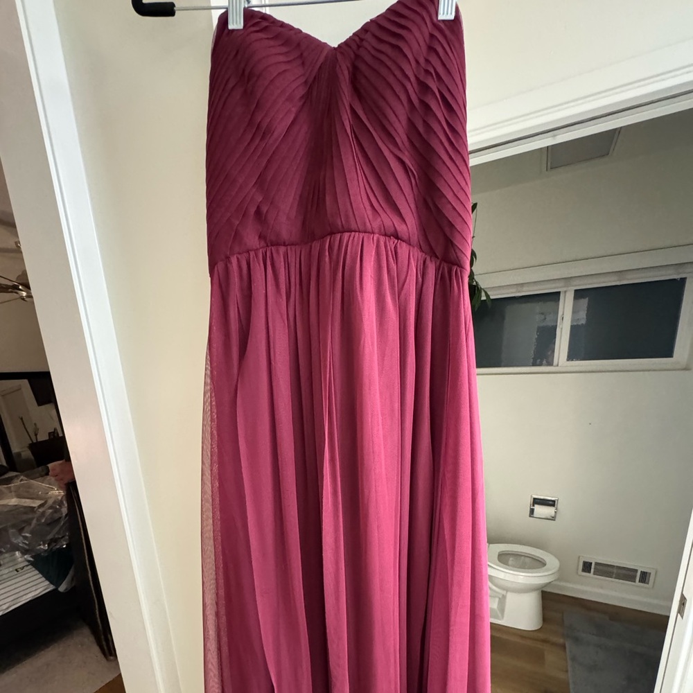 Sleeveless formal burgundy dress